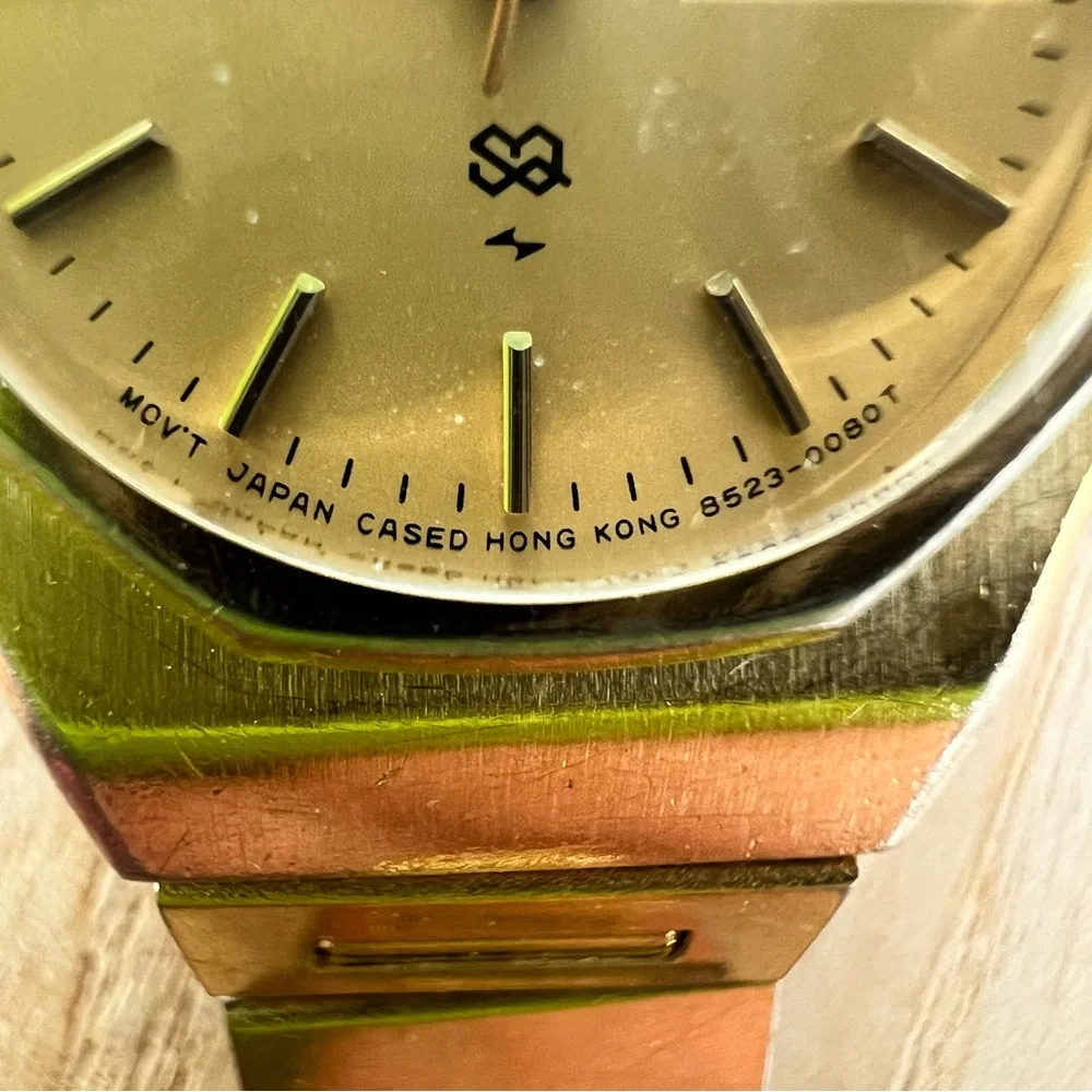 Vintage Seiko ladies gold tone dress watch NEW BATTERY